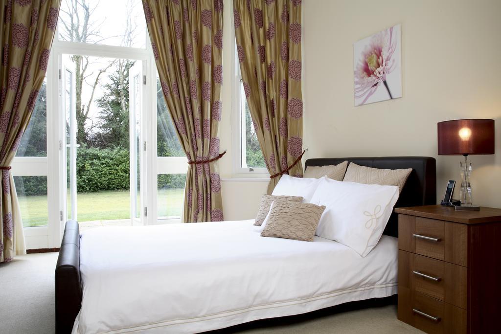 Basingstoke Apartments - Sherborne House, City Centre Victorian Apartments Extérieur photo